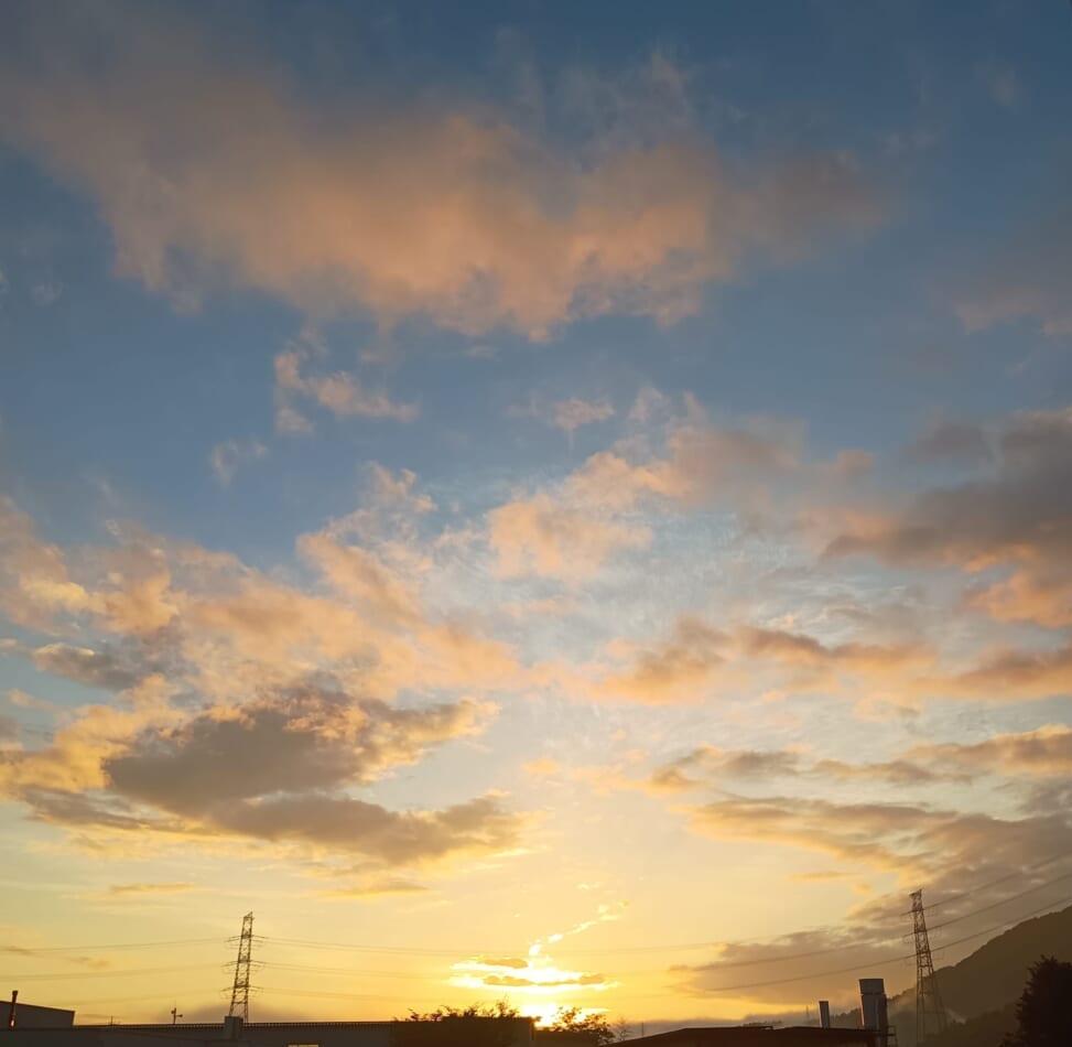 梅雨明け 朝日 山梨