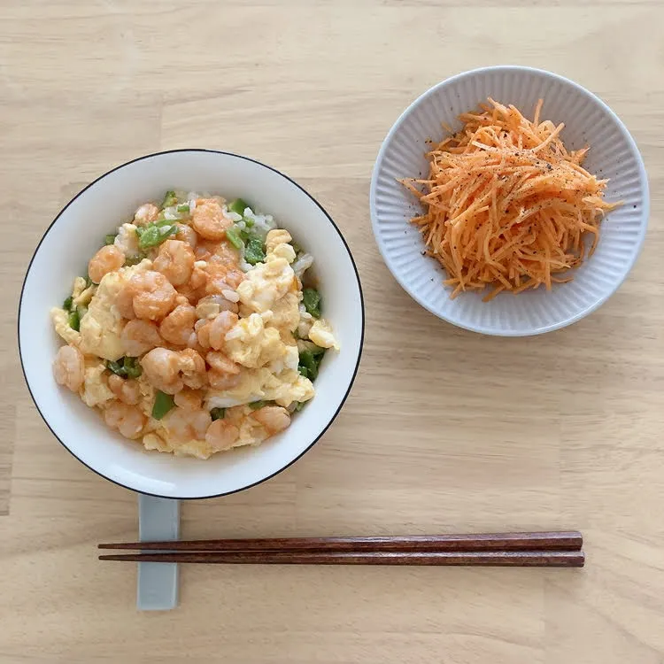 「エビたまケチャップのっけ飯」完成
