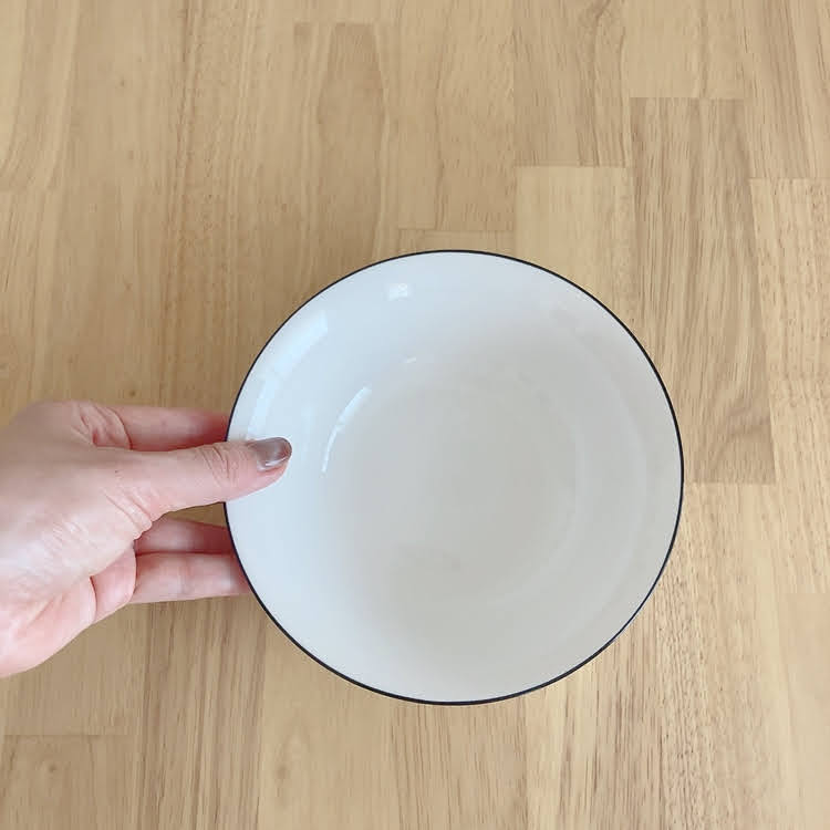 セリアの器 青ふち