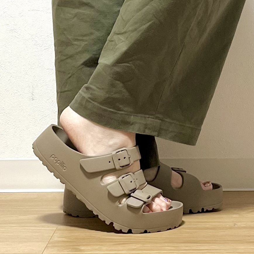 サンダル