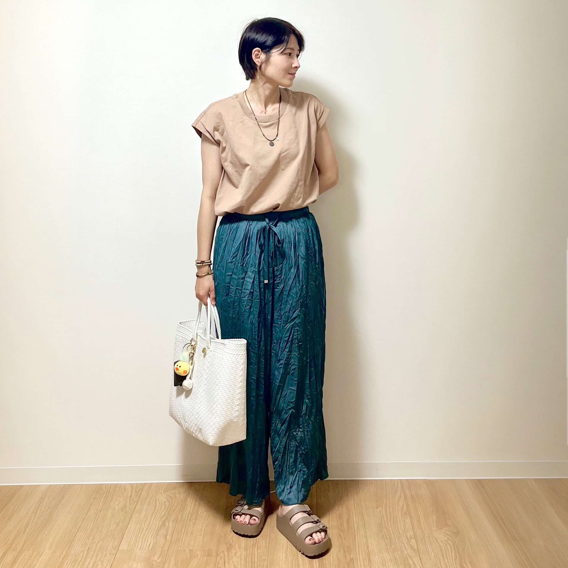 服 サンダル