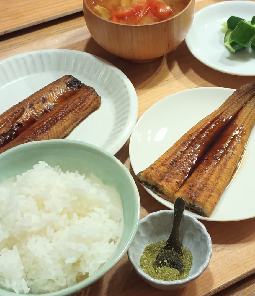土用の丑の日　うなぎ　山椒