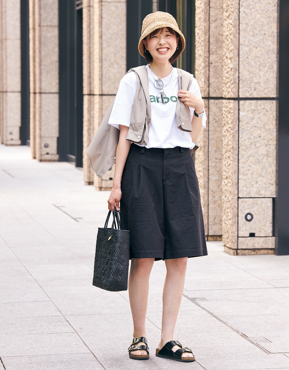 【ハーフパンツコーデ】ユニクロで発見!スラックス感覚ではける一本 LEE100人隊 No.011 MARINAさん