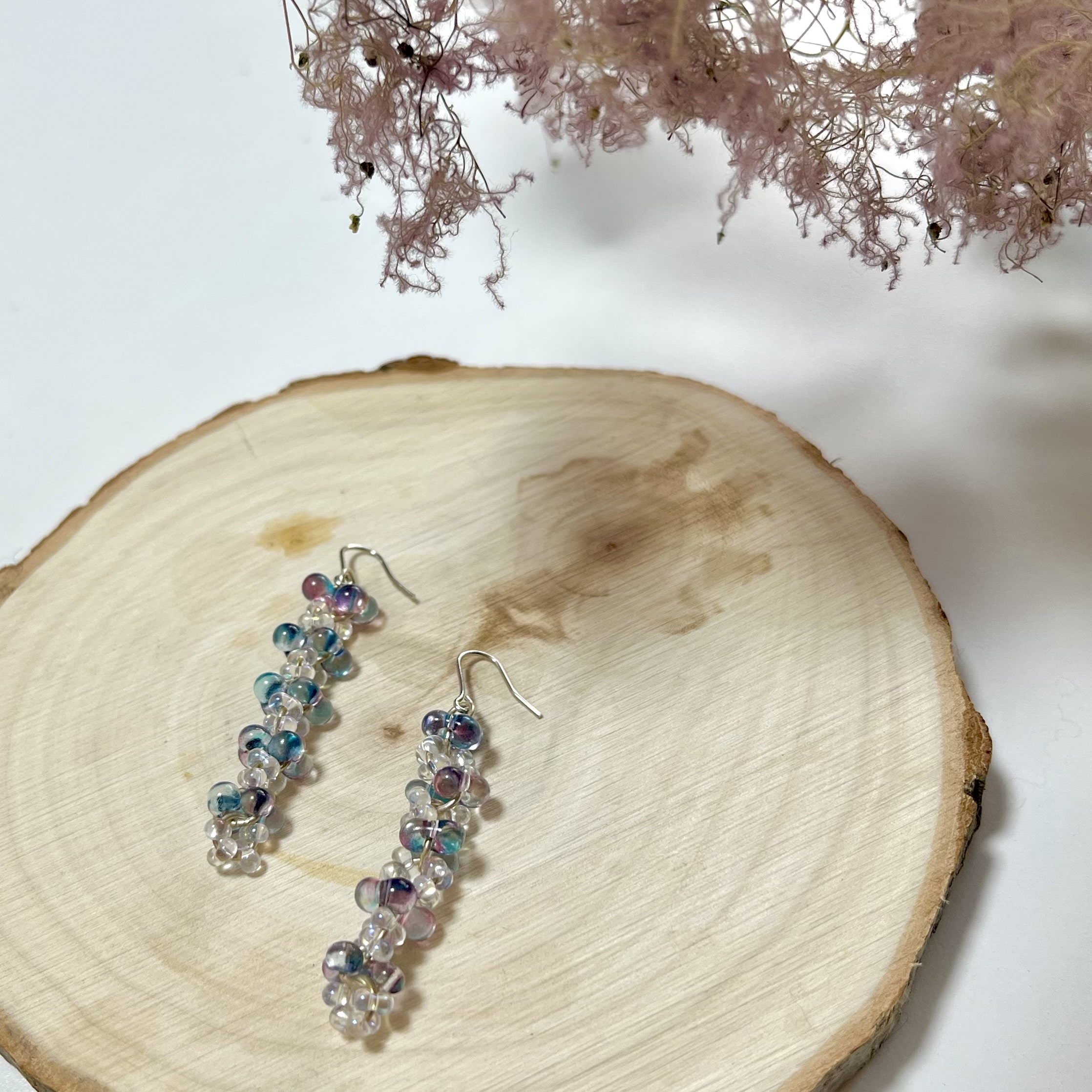 ピアス　ビーズ
