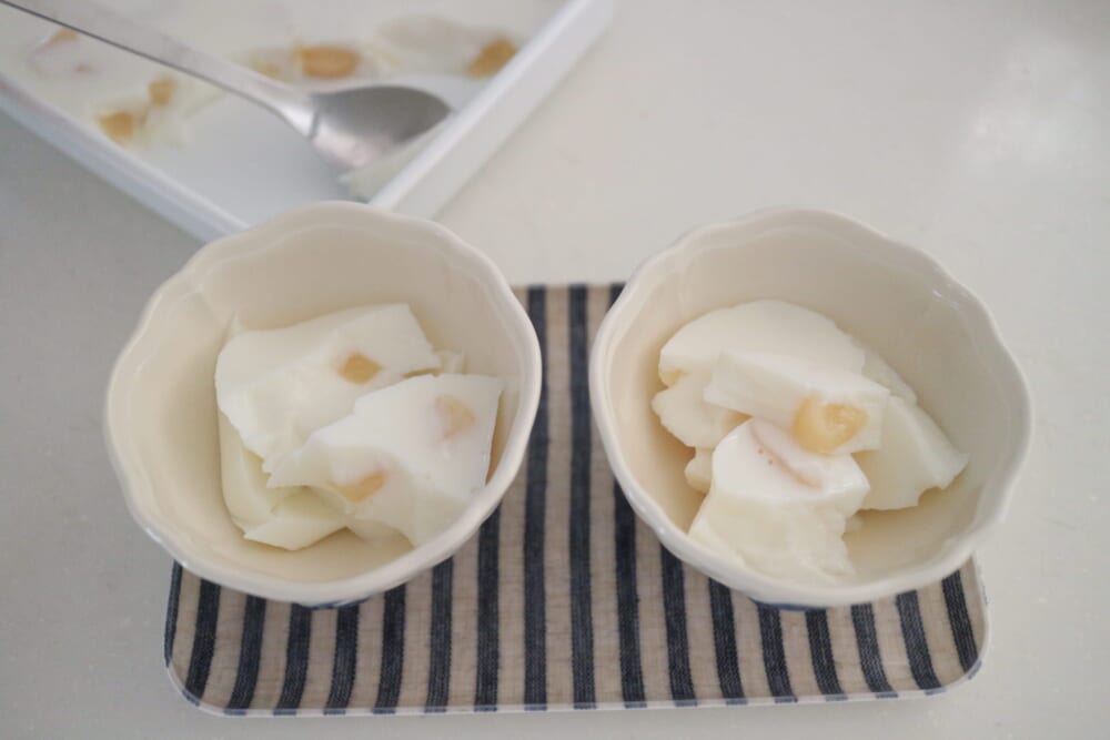 LEEレシピ 桃 もも缶ミルク寒天