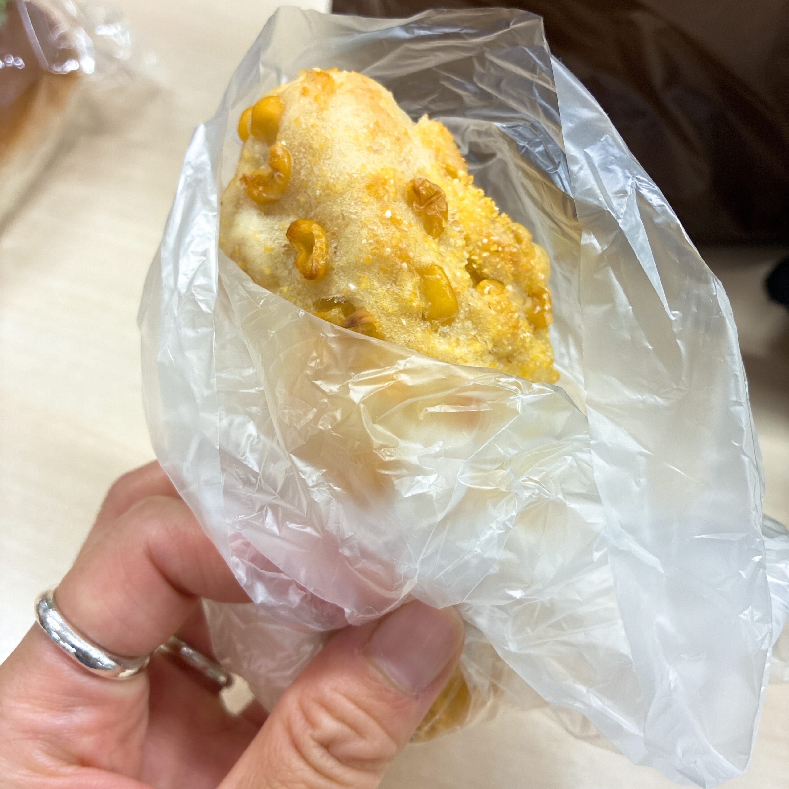 北海道 十勝 帯広 麦音 パン うまもろこし オドゥブレ十勝