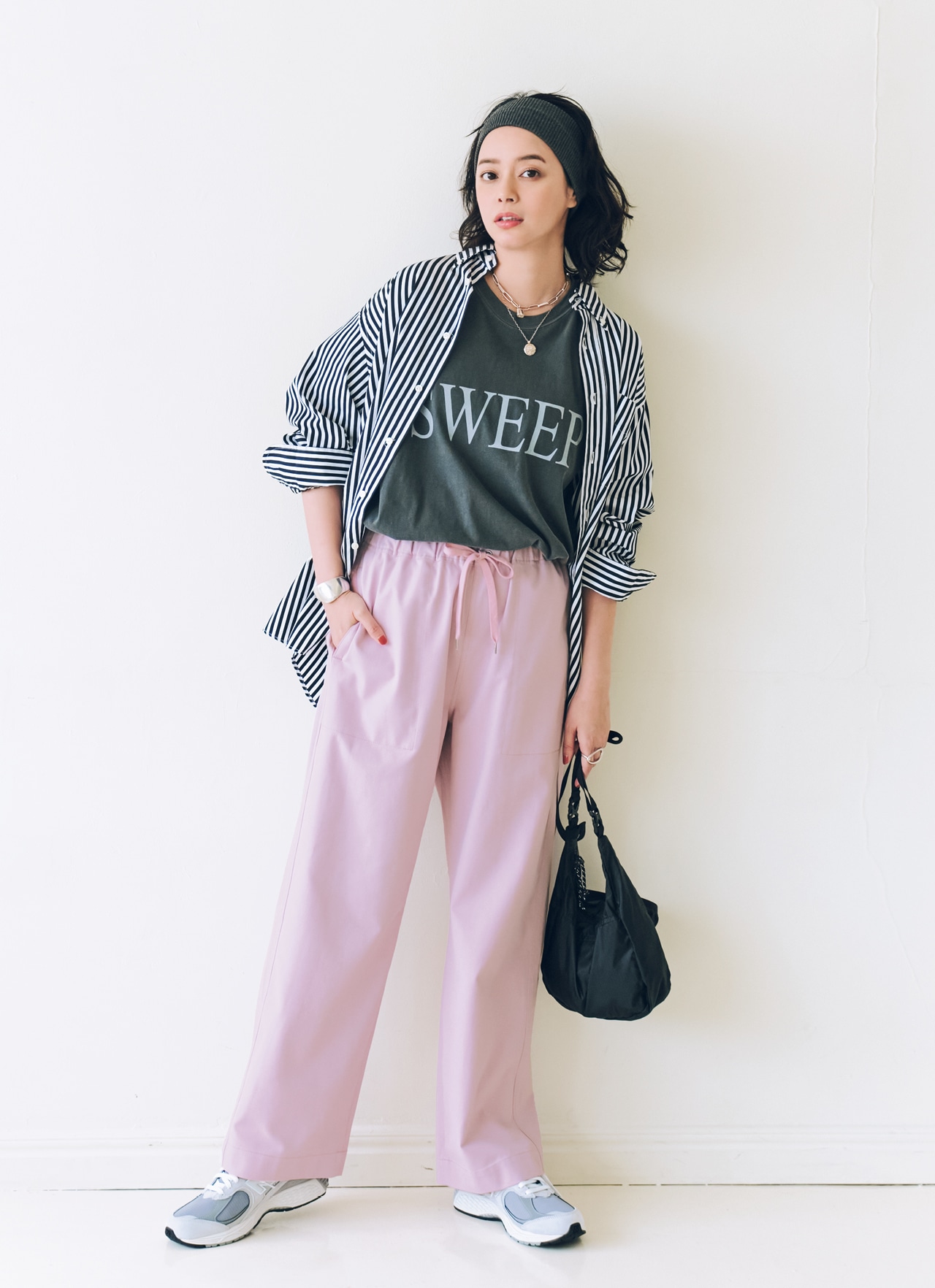 岸本セシルさんの12closet（トゥエルブクローゼット）【洗える】【吸水速乾】【UVカット】【透けにくい】【ストレッチ】多機能ザ・エブリバディパンツのコーデ