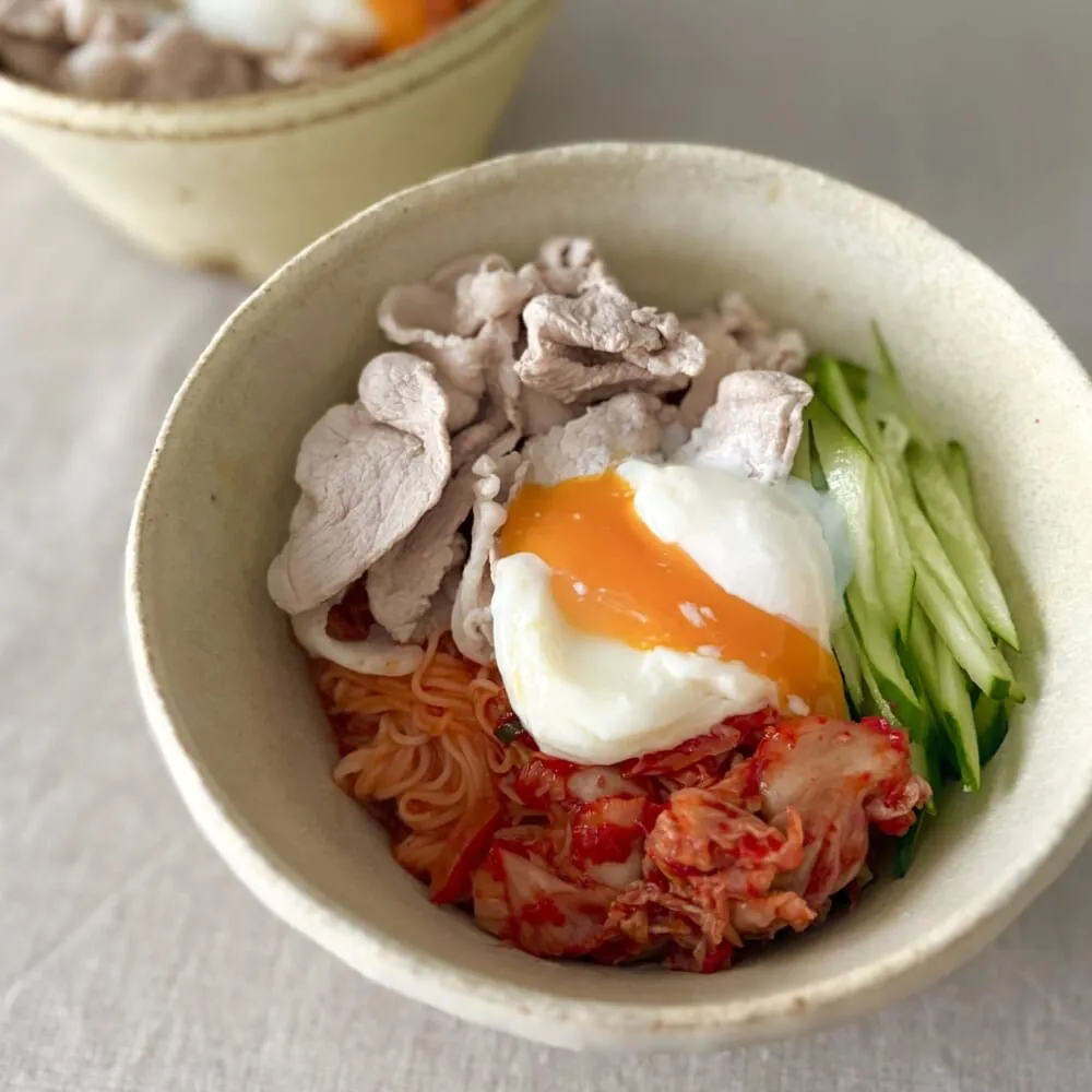 「ピビン冷麺」完成例