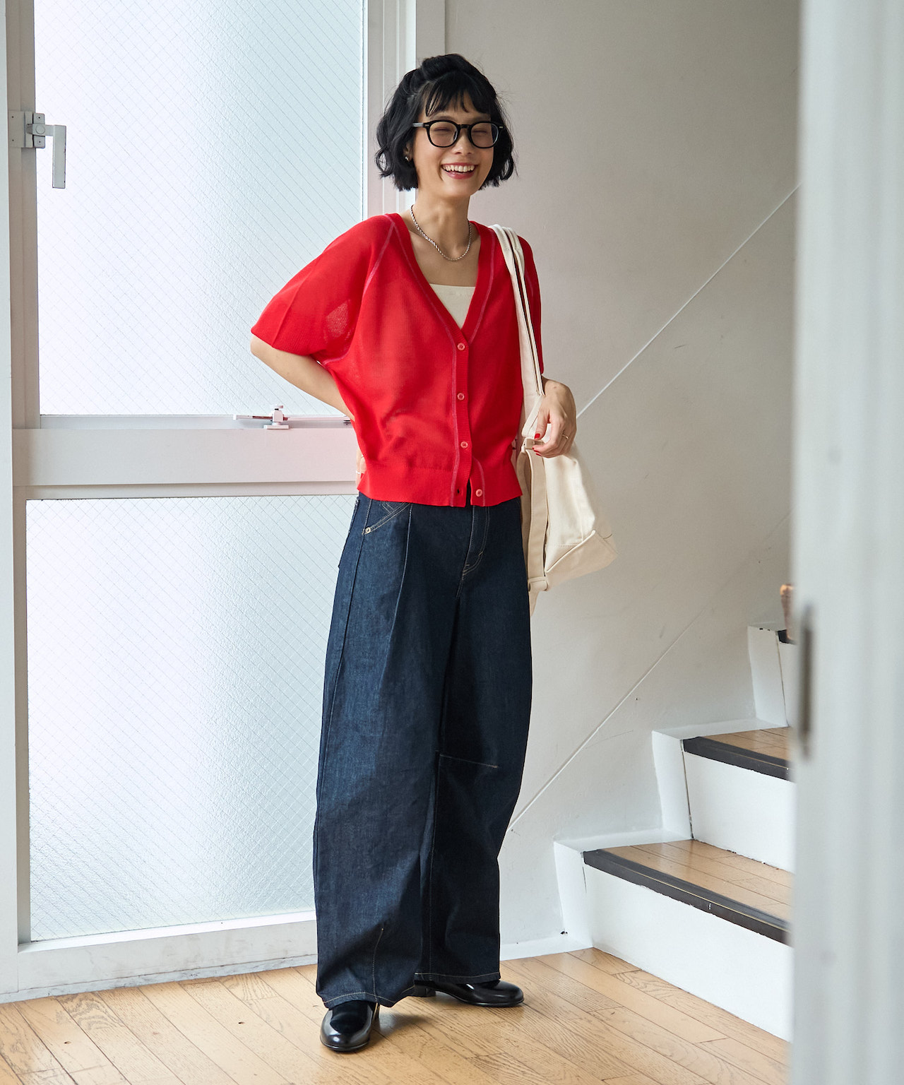「SOMETHING×FREAK’S STORE」別注タックカーブワイドデニム着用コーデ