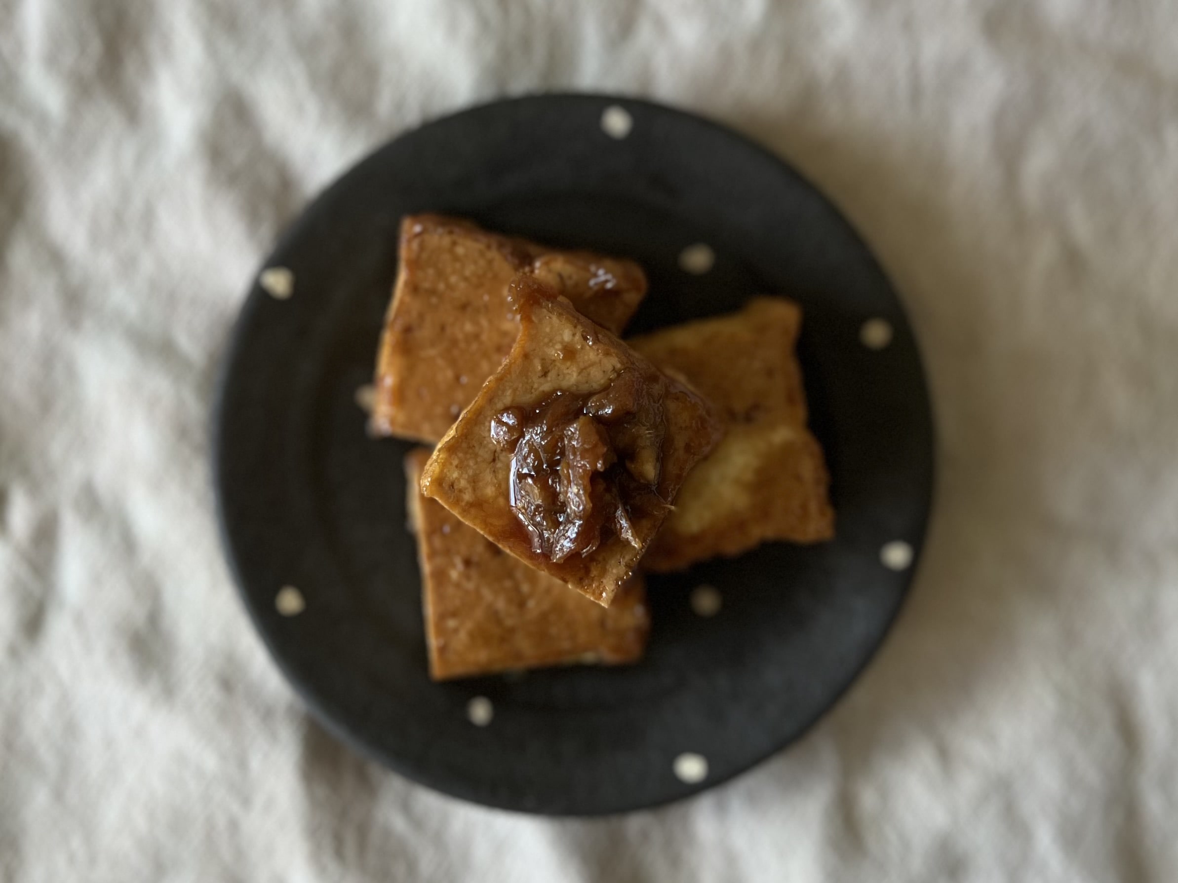 【LEEレシピ】「厚揚げのオイスター黒酢煮／ワタナベマキさんレシピ」は簡単なのに満足感◎ あと一品にうれしい副菜です TB icoco