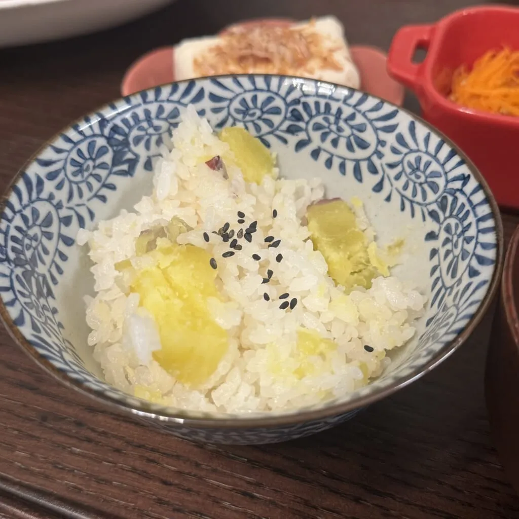 榎本美沙さん「基本のさつまいもご飯」完成