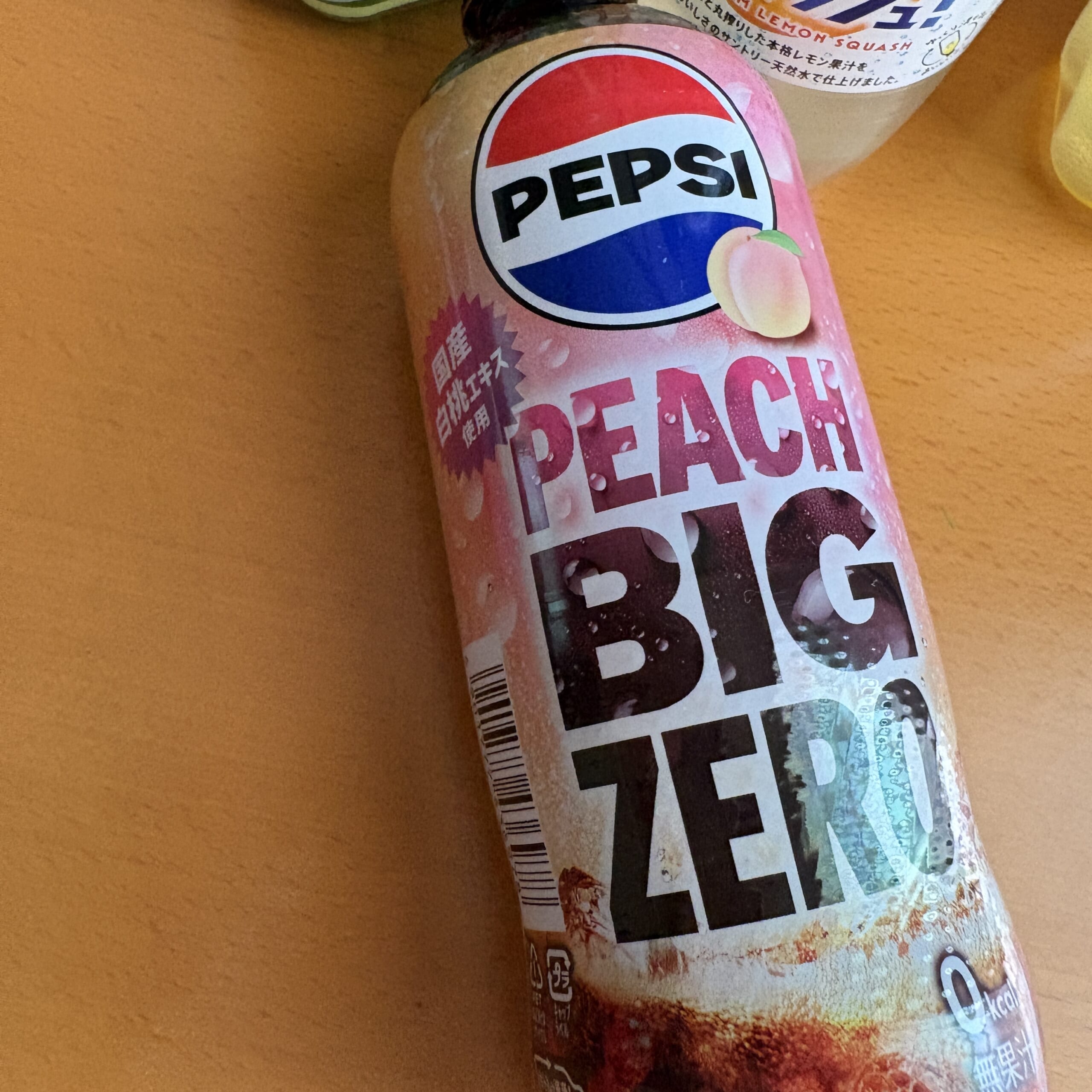 サントリー メロンソーダ レモンスカッシュ ペプシ ちいかわ