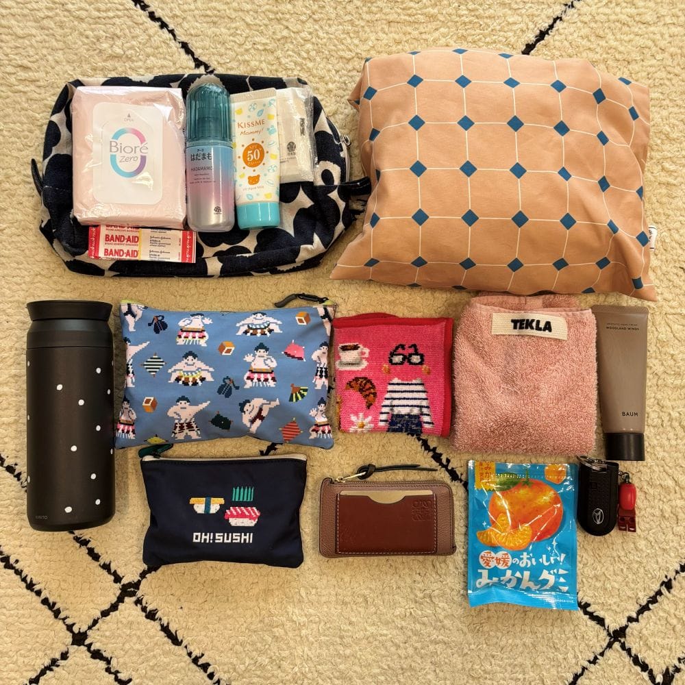 エミ emmi バックパック コーデ ママバッグ