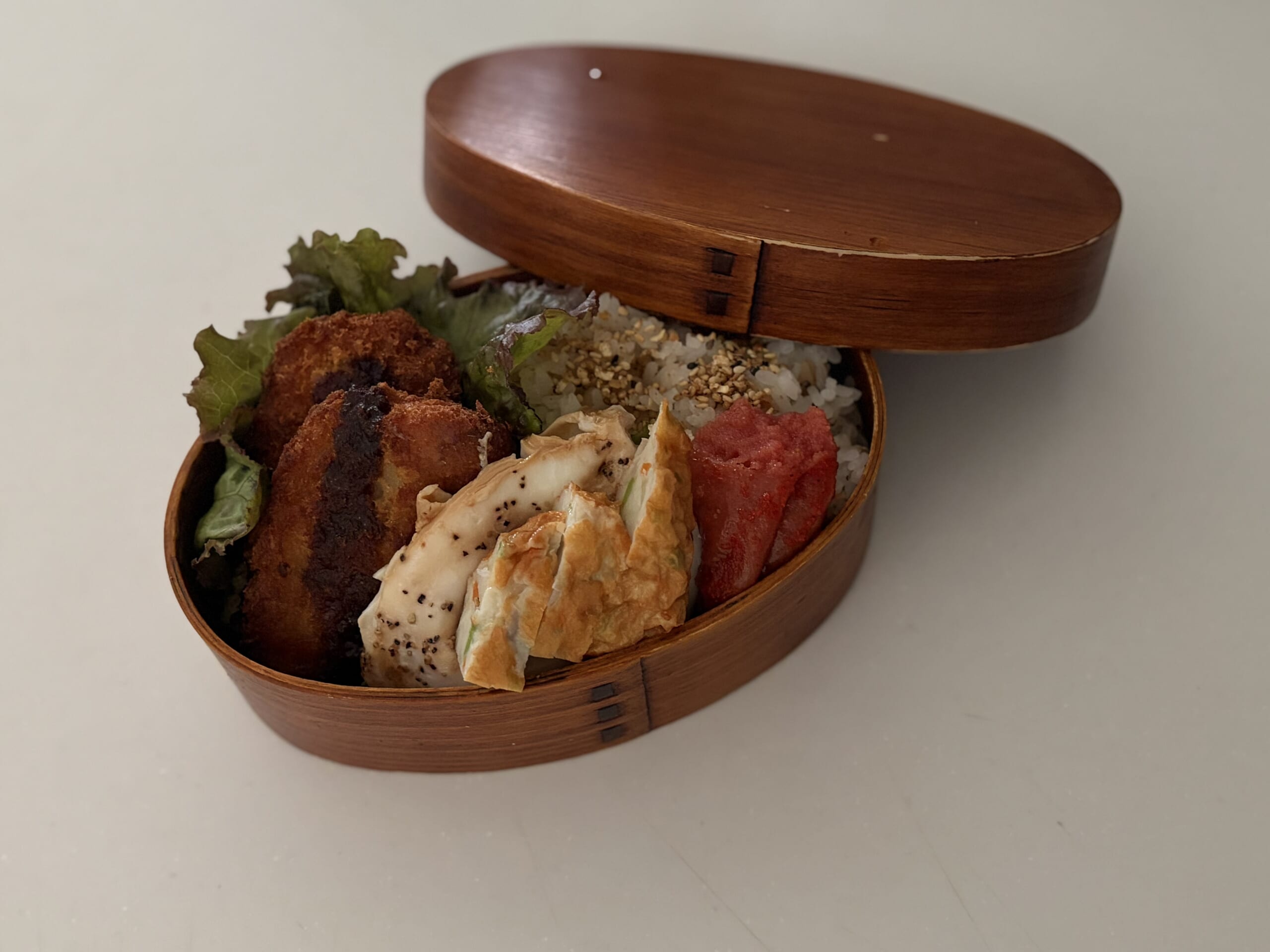 ヨリドコロ 鎌倉廉売市場店の「さつま揚げ」を使ったお弁当