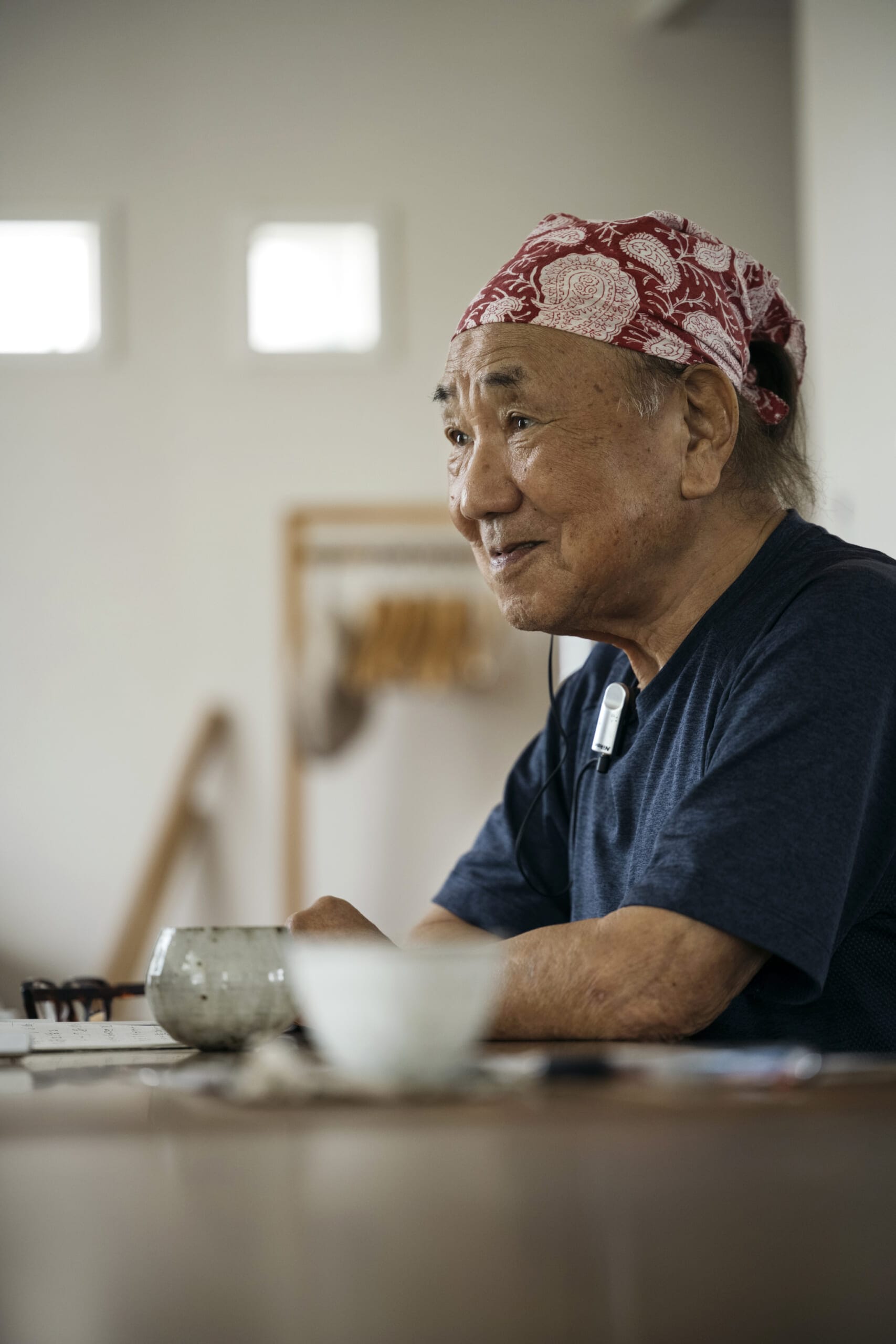小林まさるさん（シニア料理家）LEEインタビュー中のカット