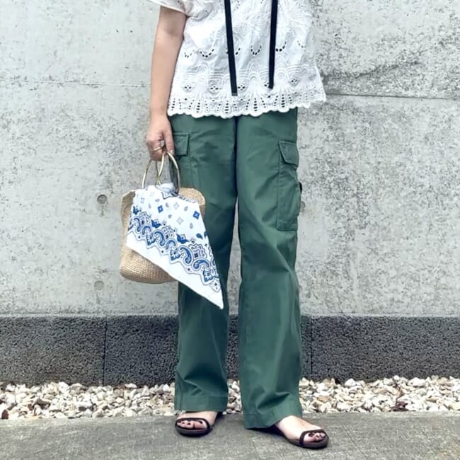 30代ママの夏コーデ ユニクロのカーゴパンツ