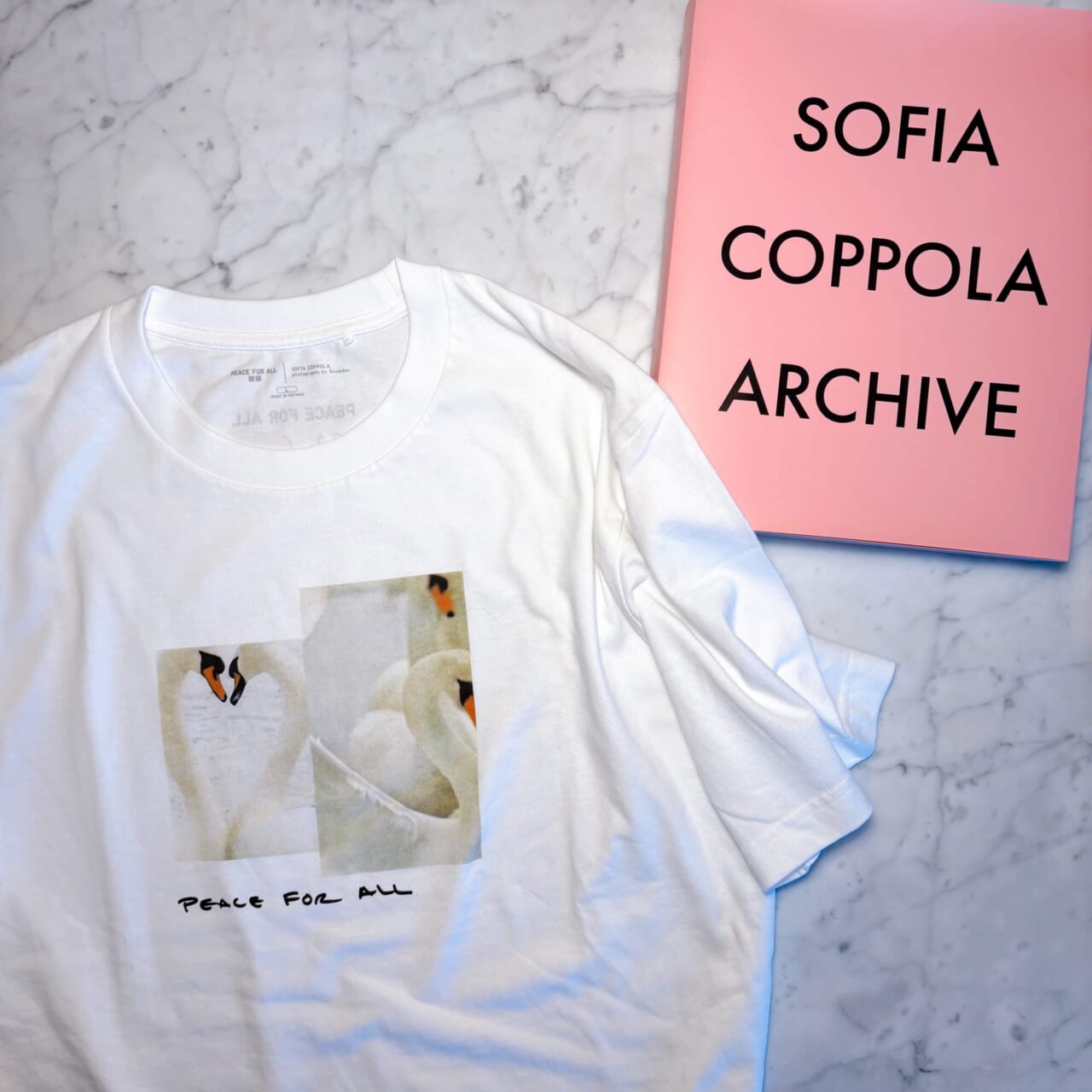 ユニクロ　ソフィア・コッポラ　PEACE FOR ALLTシャツ