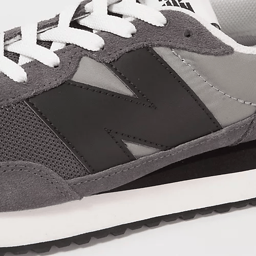 New Balance237
