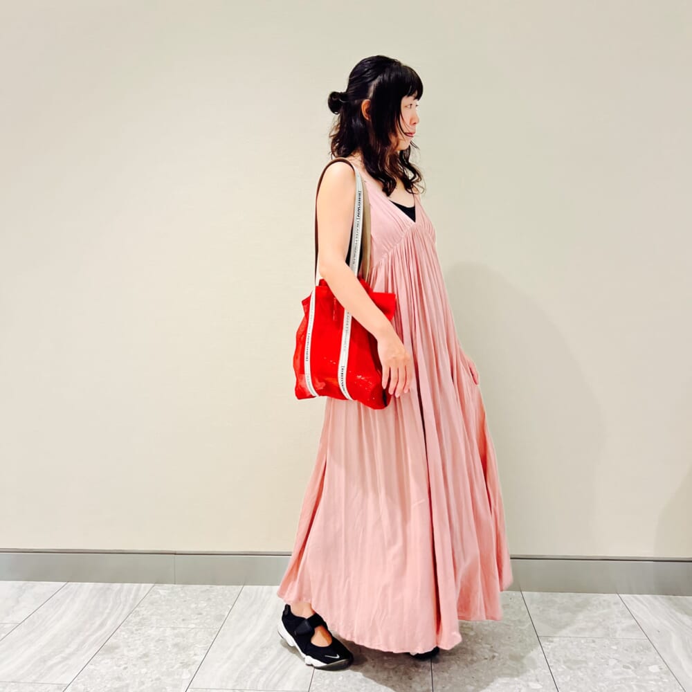 【LA BELLE ETUDE】【Belle vintage】BACKリボンボリュームキャミワンピース
BROWN THEATRE PRODUCTS × FREAK'S STORE/ブラウン バイ シアタープロダクツ 別注 メッシュフリルシューズバッグ/シアー トートバッグ