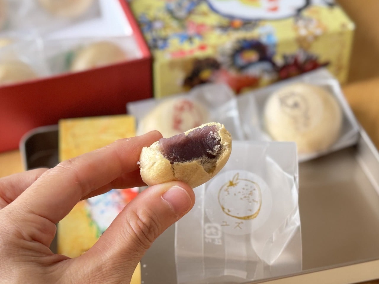 【三木屋本舗】「大分スズメモナカ」10個入り(¥2000)中身