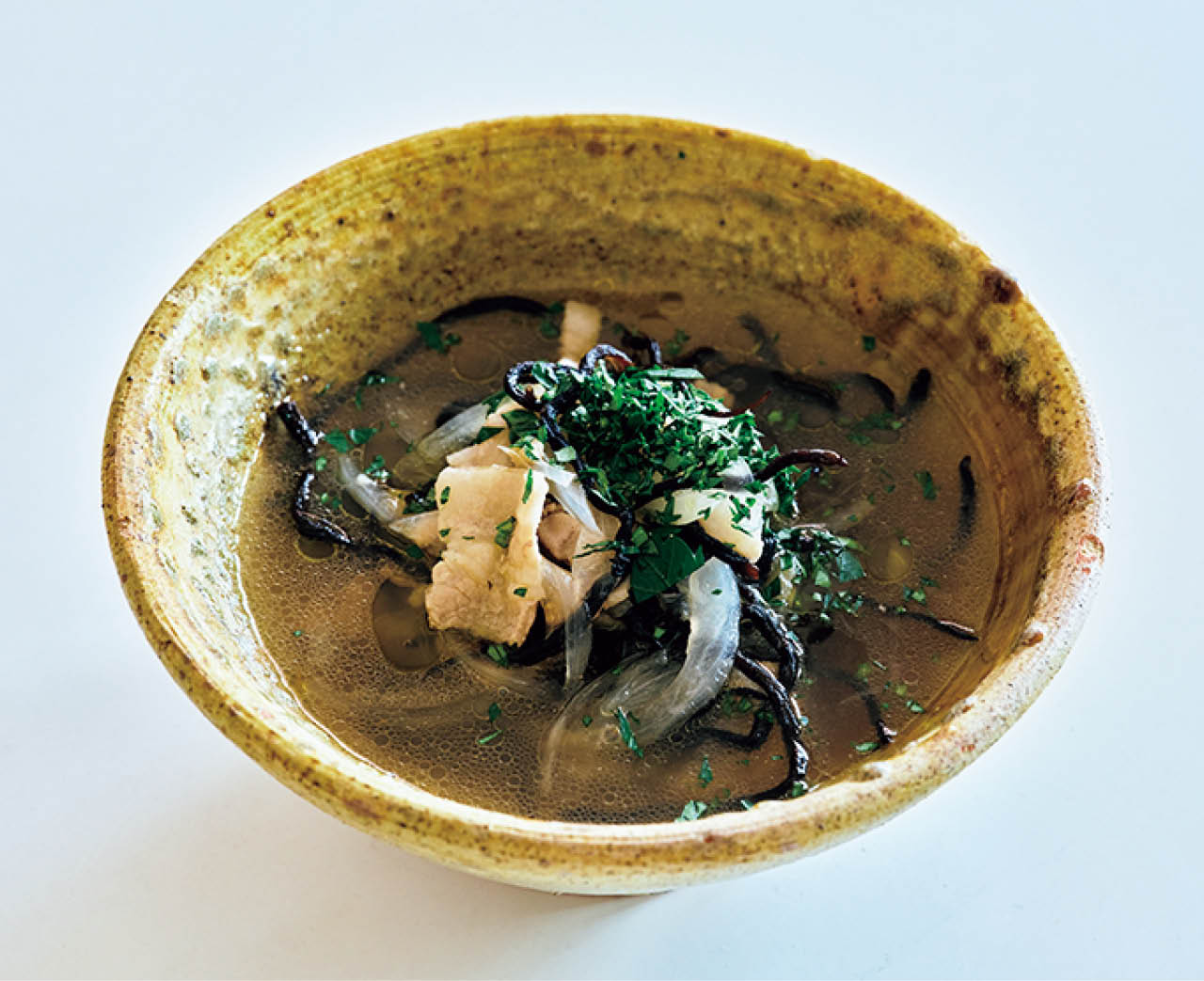 ヒジキと豚肉スープ