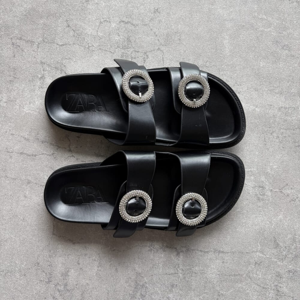 ZARA サンダル 40代