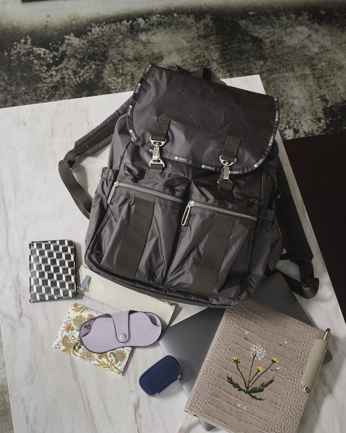 【Essential Collection×Naoko Okusa Collaboration】Modern Flap Backpack3
