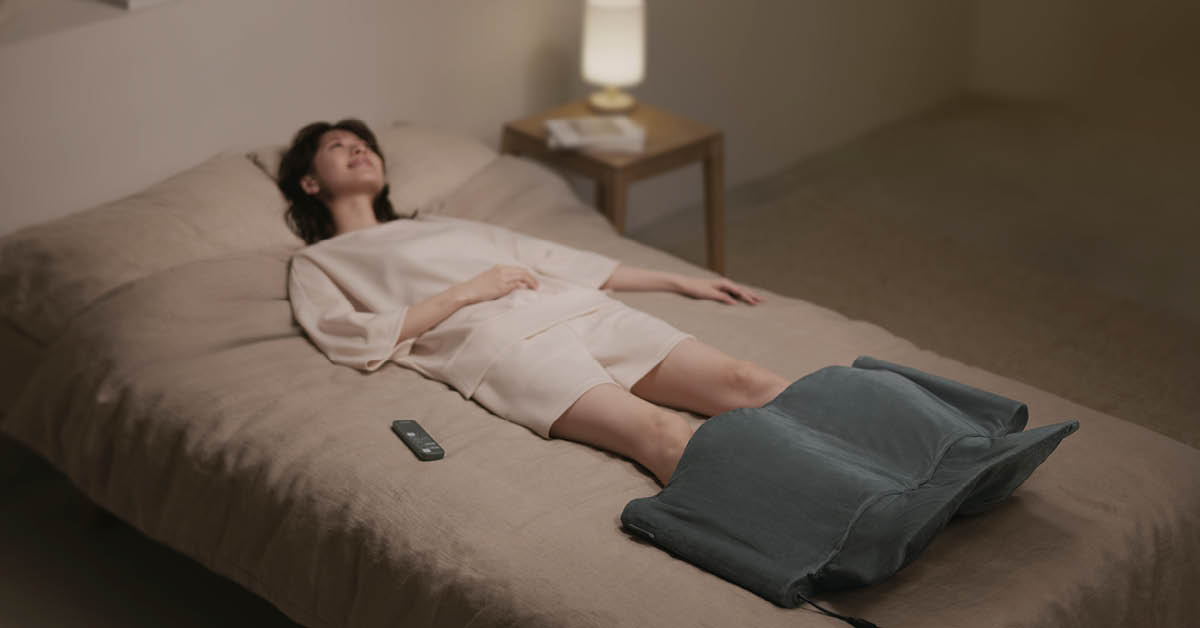 よりよい眠りへと導く快眠家電
パナソニック エアーマッサージャー ねるまえほっとリフレ EW-RA152