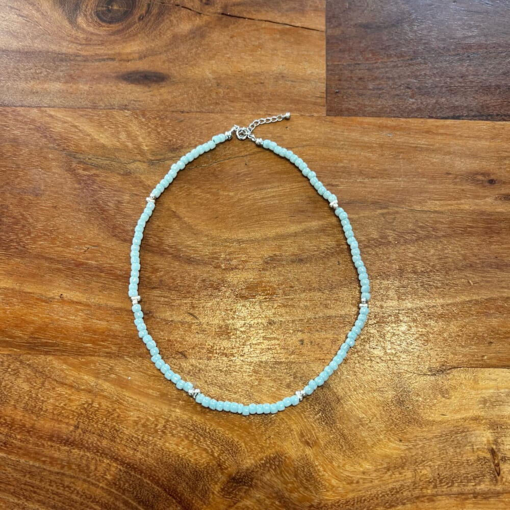 ハンドメイド ビーズネックレス