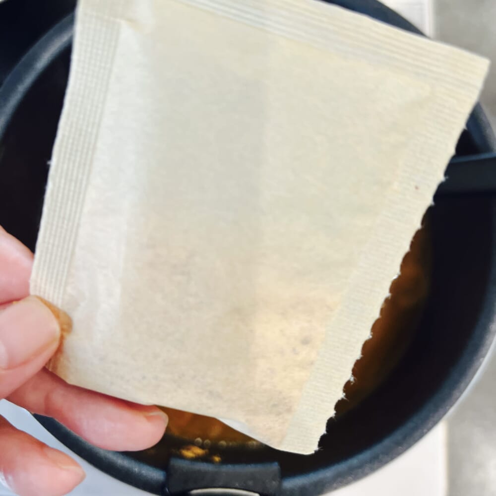 茅乃舎　だし　ギフトセット　茅乃舎だしの和風スパイスカレー　だしとスパイス