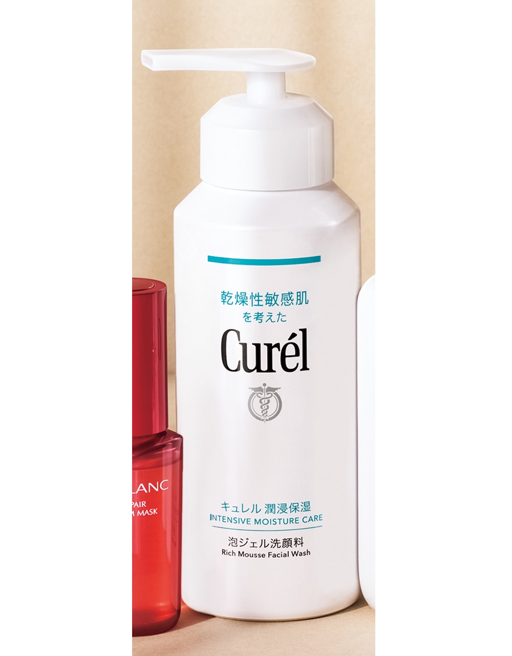 キュレル
潤浸保湿 泡ジェル洗顔料(医薬部外品) 200g¥2090(編集部調べ)