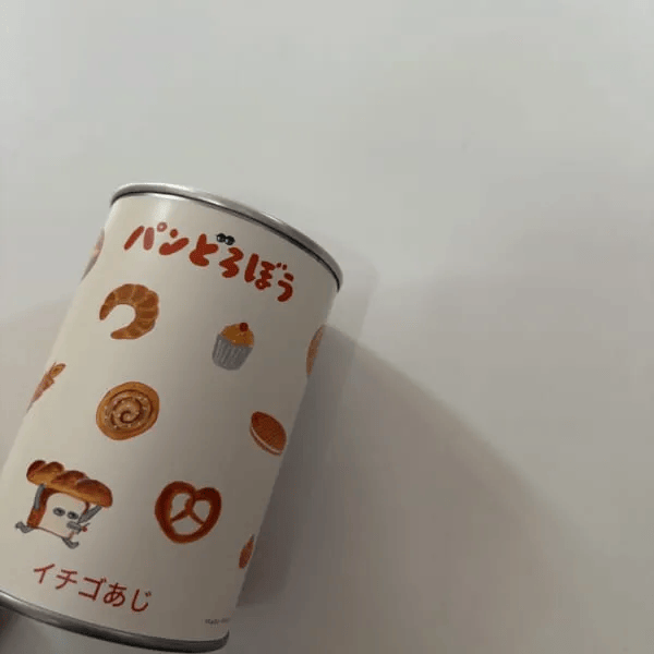 えほんのじかん「パンどろぼう パンのかんづめ イチゴあじ」パッケージ
