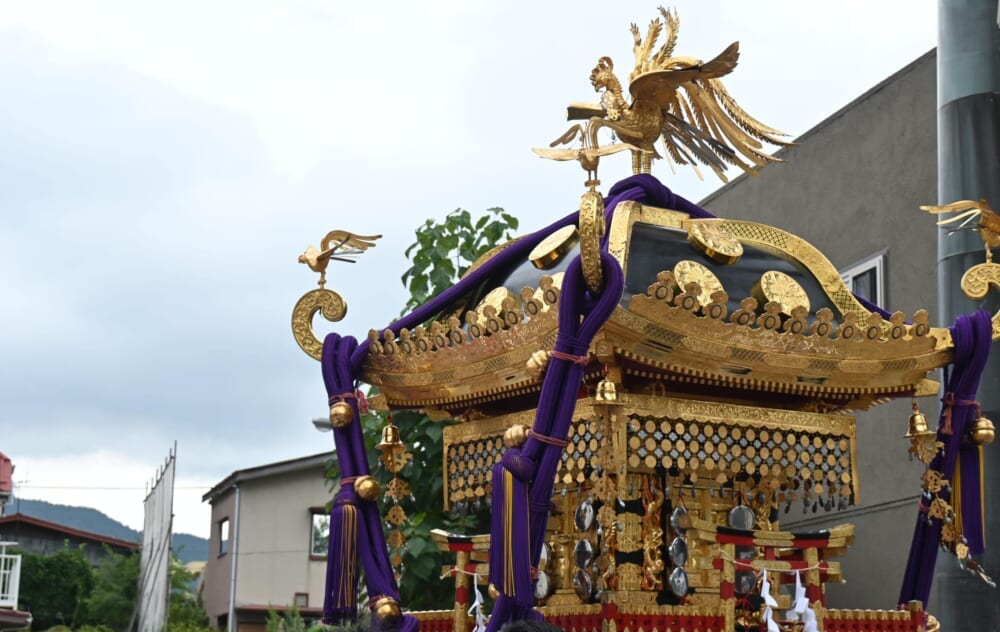 吉田の火祭り 金鳥居祭 明神神輿