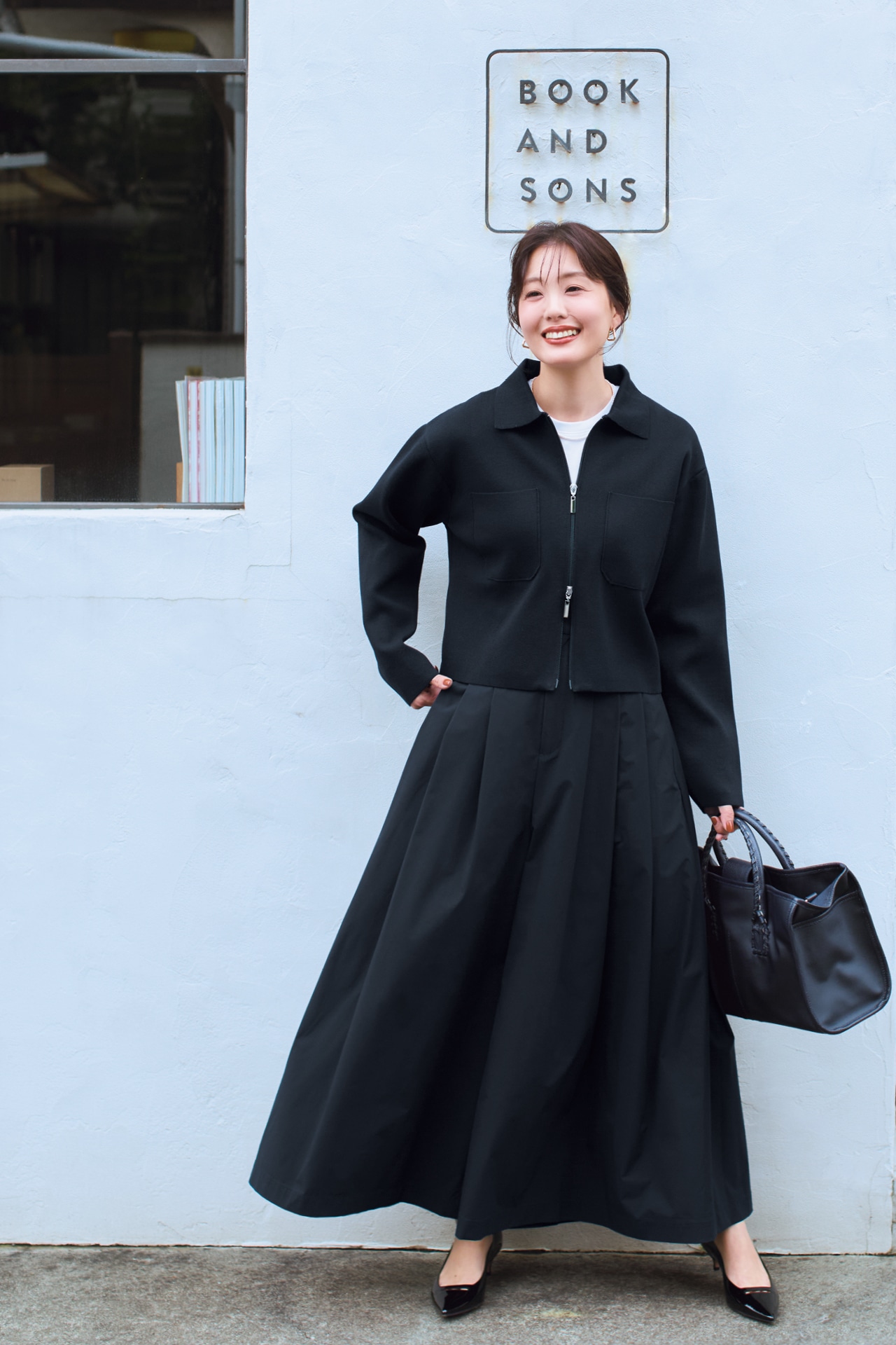 高橋夏果さんの20th Anniv. LEE限定 12closet(トゥエルブクローゼット)【洗える】【高橋夏果さんコラボ】ALL DAYS ダブルジップニットジャケットと20th Anniv. LEE限定 12closet(トゥエルブクローゼット)【洗える】【撥水】【高橋夏果さんコラボ】ALL DAYS スカート見えパンツのコーデ