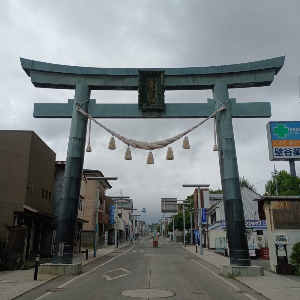 吉田の火祭り 金鳥居 金鳥居祭