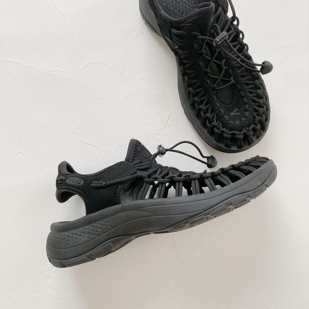 keen サンダルUNEEK ASTORIA