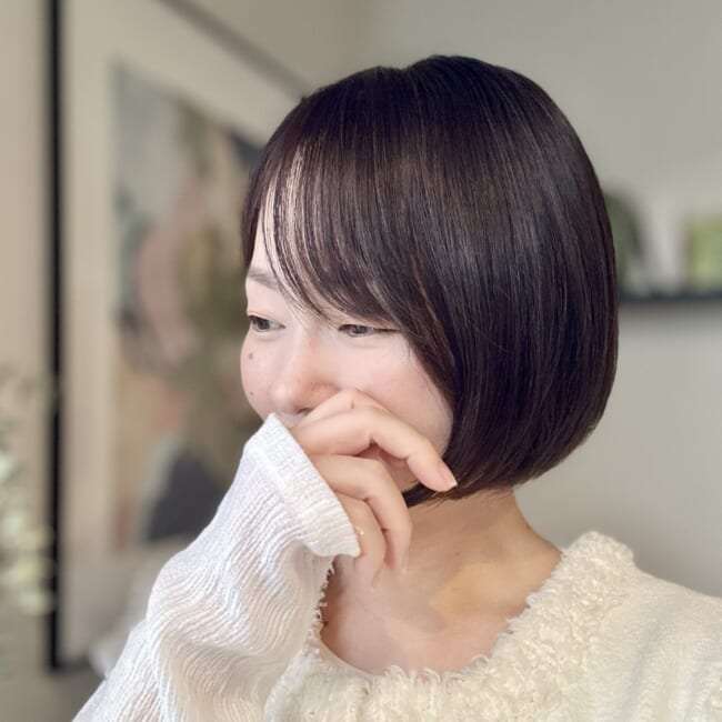 30代 ミニボブ 前髪・サイドバングあり