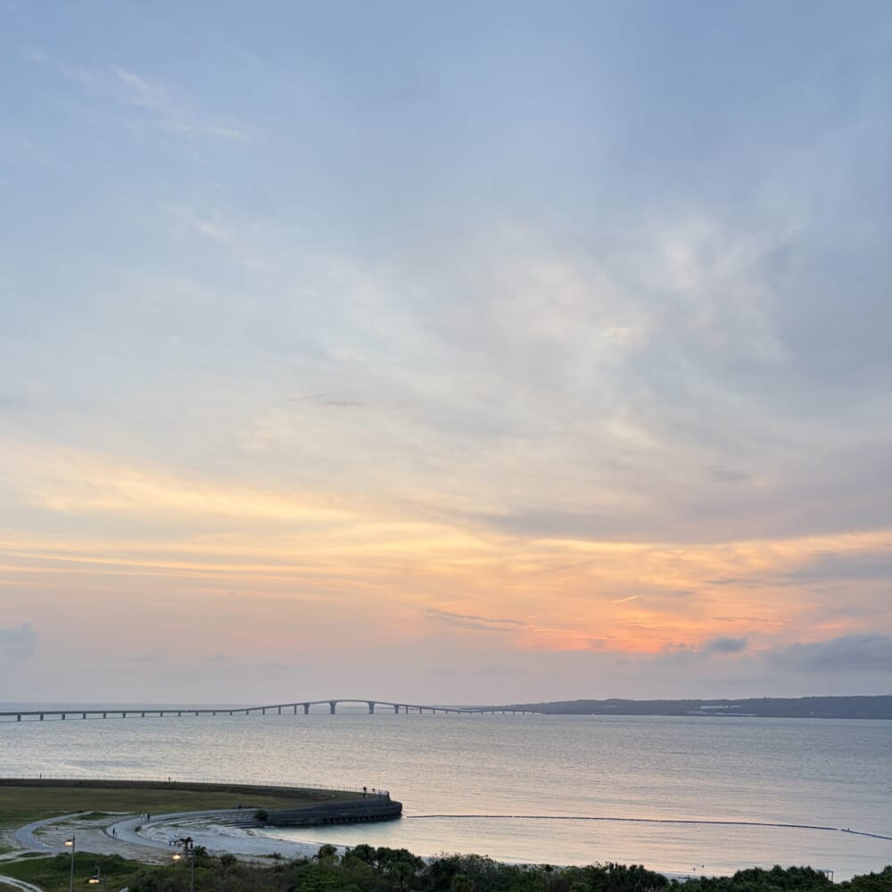 サンセットビーチ ヒルトン 夕陽