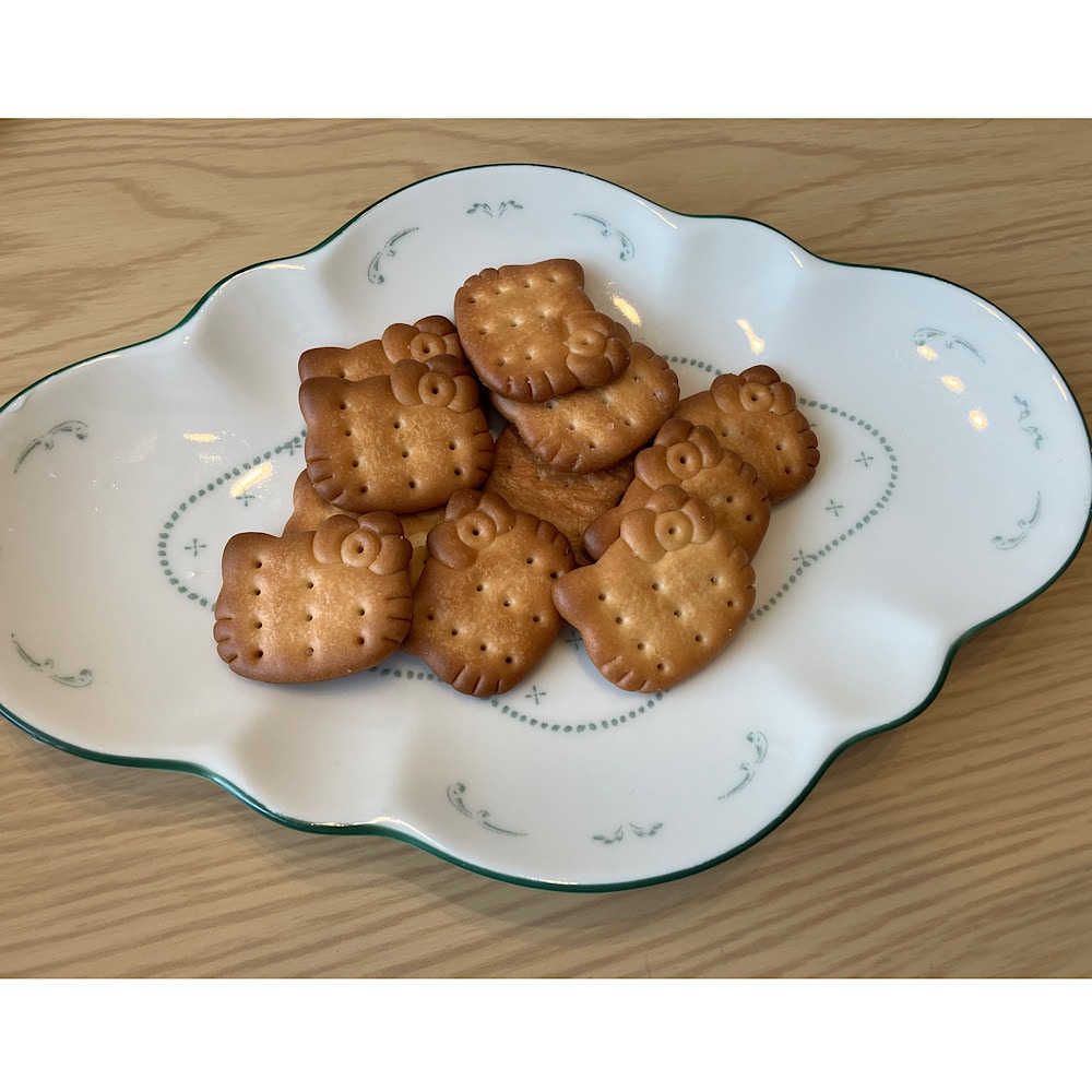 ミレー　ビスケット　ハローキティ