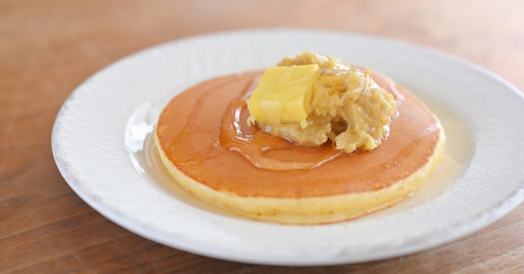 焼き芋クリームの「ホットケーキミックスで作るパンケーキ」レシピ/近藤幸子さんの「おやこおやつ」