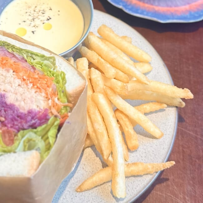 BASEGATE横浜関内「Café Re:」のランチ