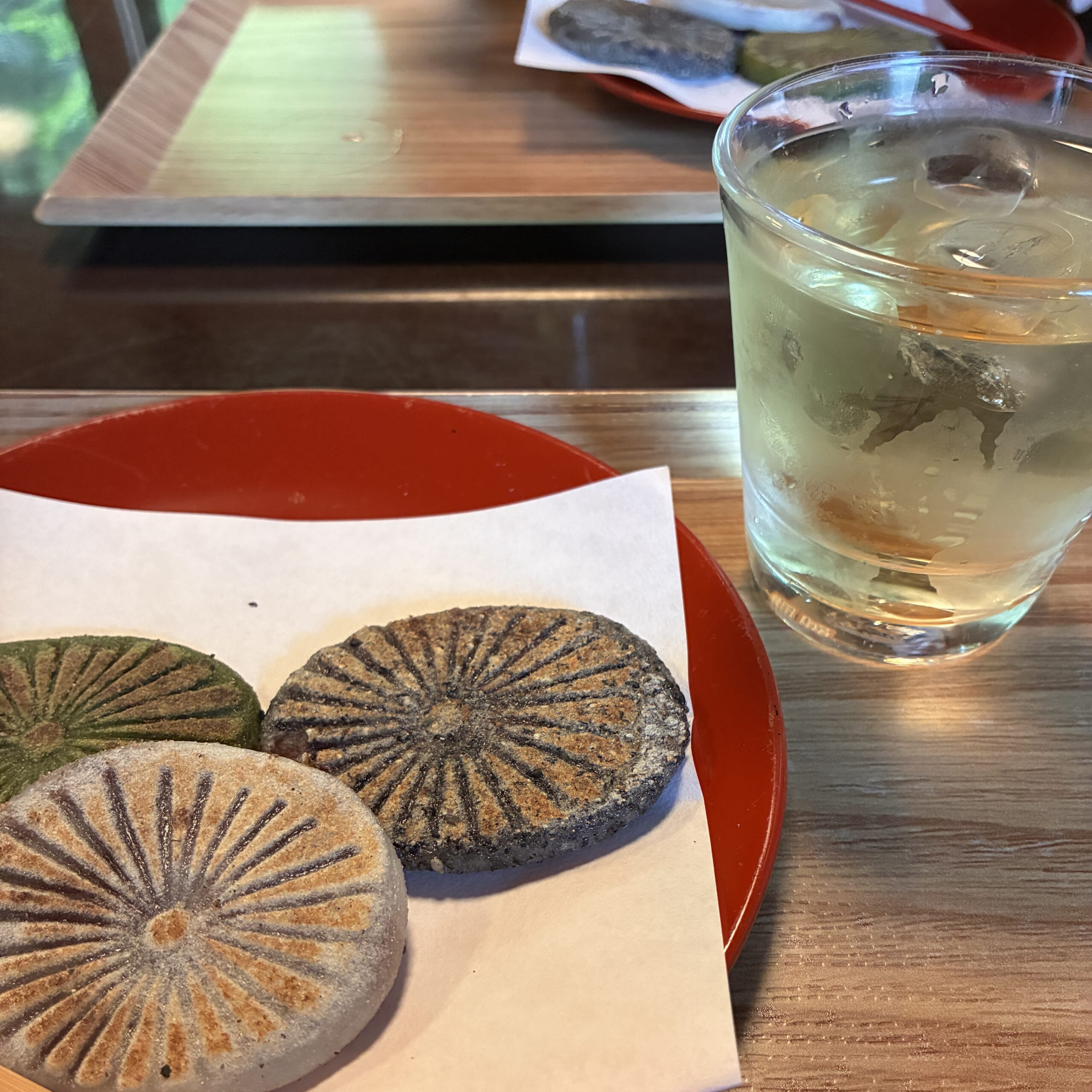 お菓子と飲み物
