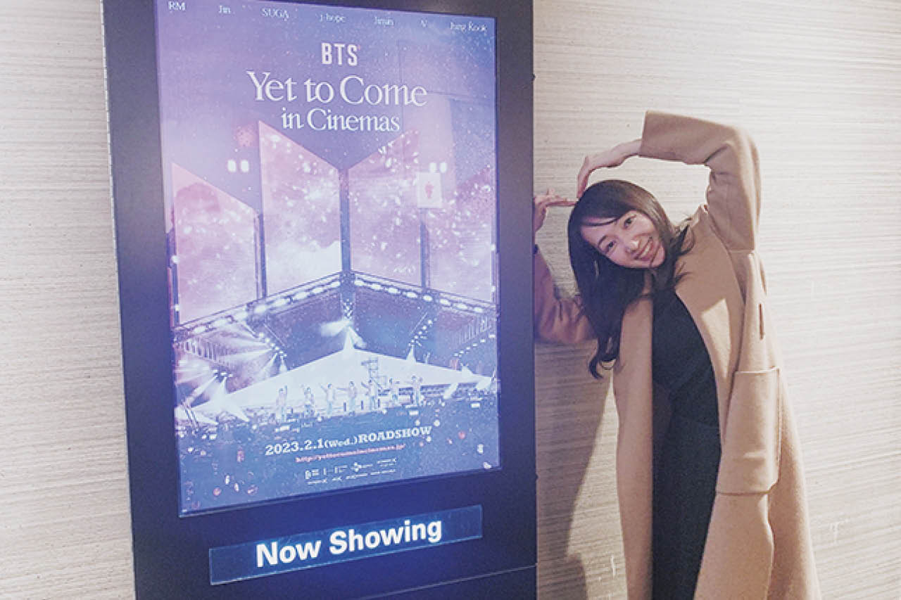 「BTS大好き。写真はライブビューイングで。家では娘とライブ映像を楽しんでいます」(No.083 inaさん)