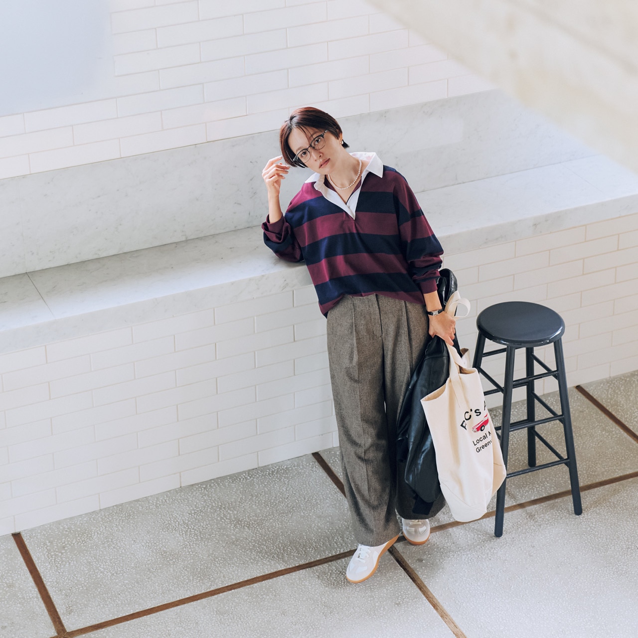 高山都さん/王道かつプレッピーな配色でいつものパンツコーデに新しい風を