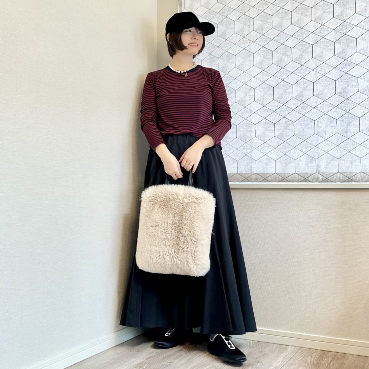 GUの「ソフトシアーボーダークルーネックT」30代秋コーデ
