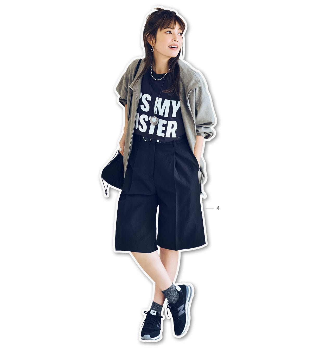 ジャケット¥38500/ブロッサム Tシャツ¥14300/ウィム ガゼット 玉川髙島屋S・C店(ウィム ガゼット) ピアス¥49500/マリハ ネックレス(短)¥82500/リューク ネックレス(長)¥46200/ザ エディット ストア(アダワットトゥアレグ) リング¥49500/プリュイ トウキョウ(プリュイ) ベルト¥17600/フラッパーズ(レフィエ) バッグ¥13200/ボウルズ(ハイク) 靴下¥1210/タビオ 靴¥12980/ニューバランスジャパンお客様相談室(ニューバランス)