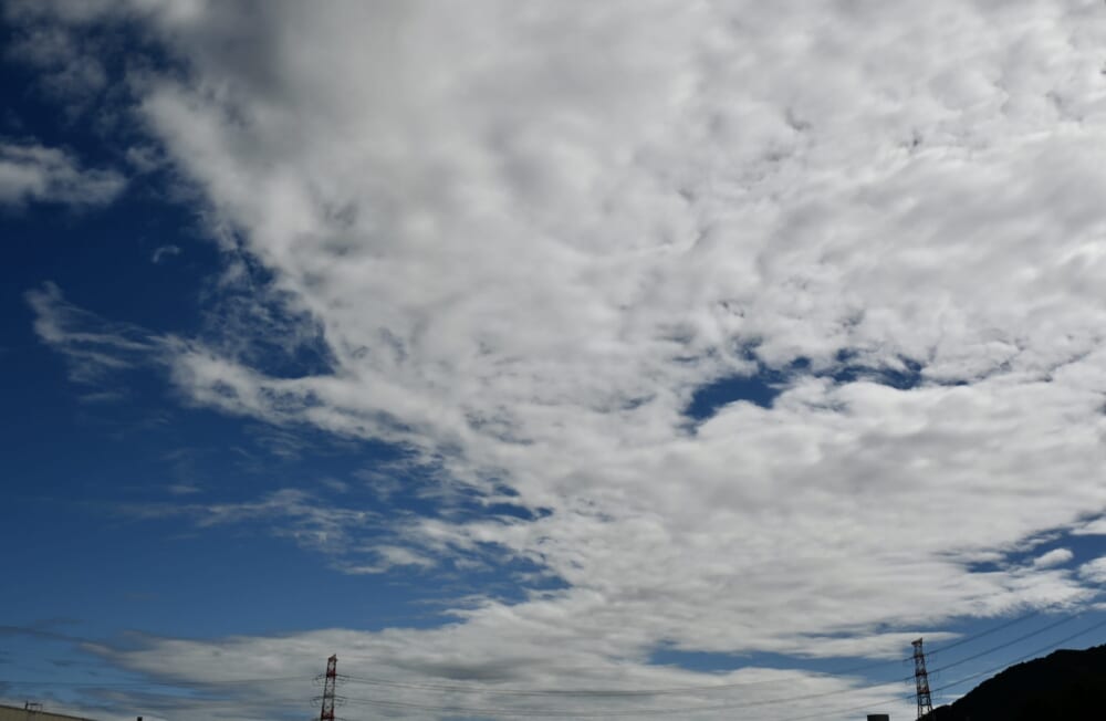 台風一過 青空 秋晴れ