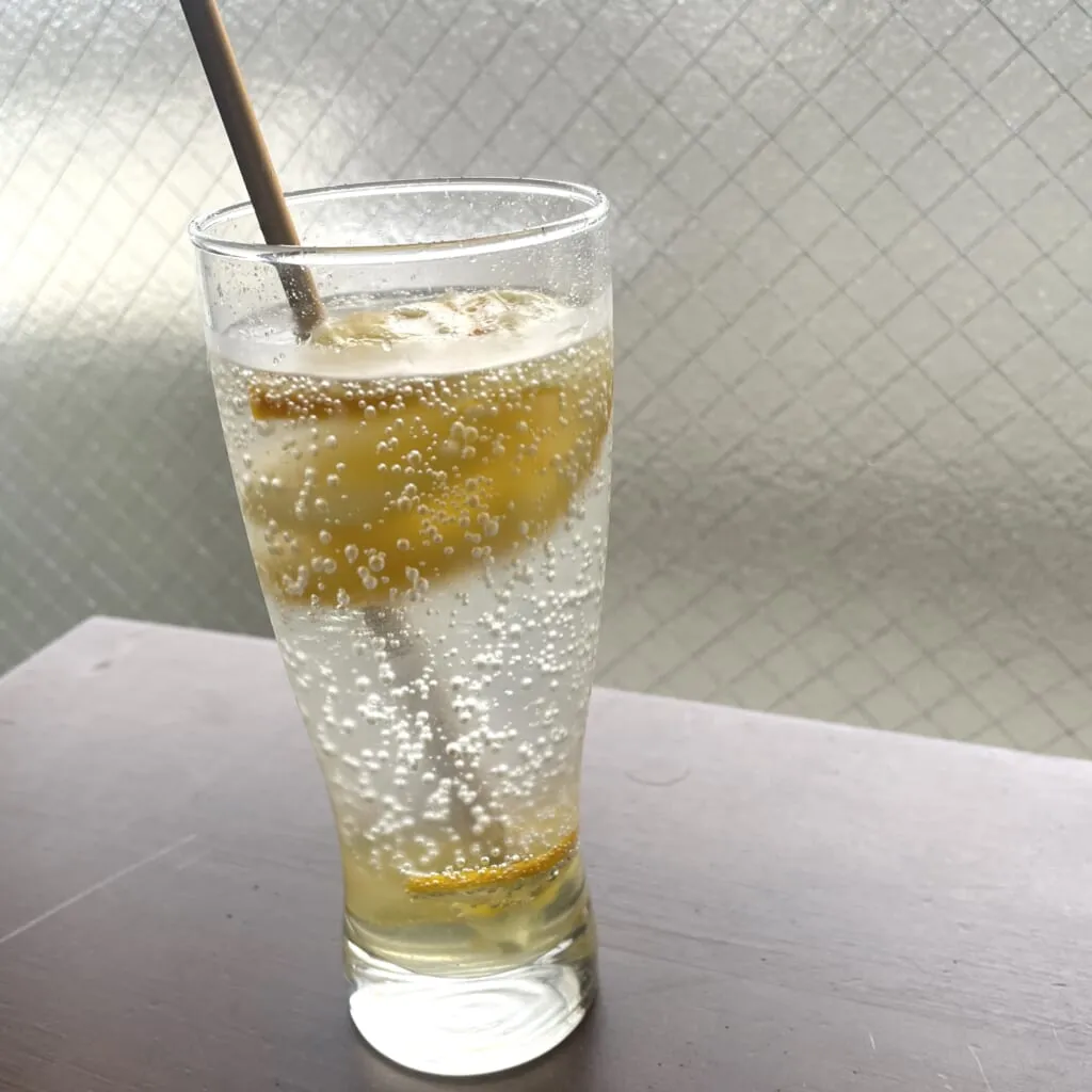 「レモンシロップ」でレモンスカッシュ