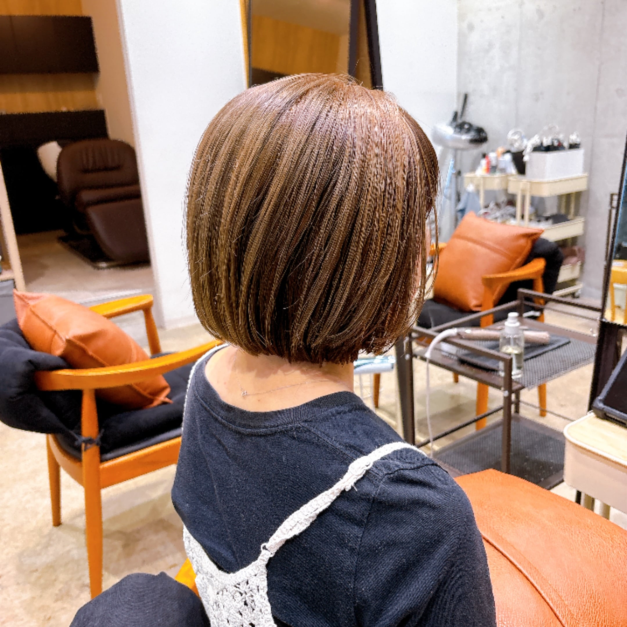 ヘアをアンブレラカラーにしたLEE100人隊
