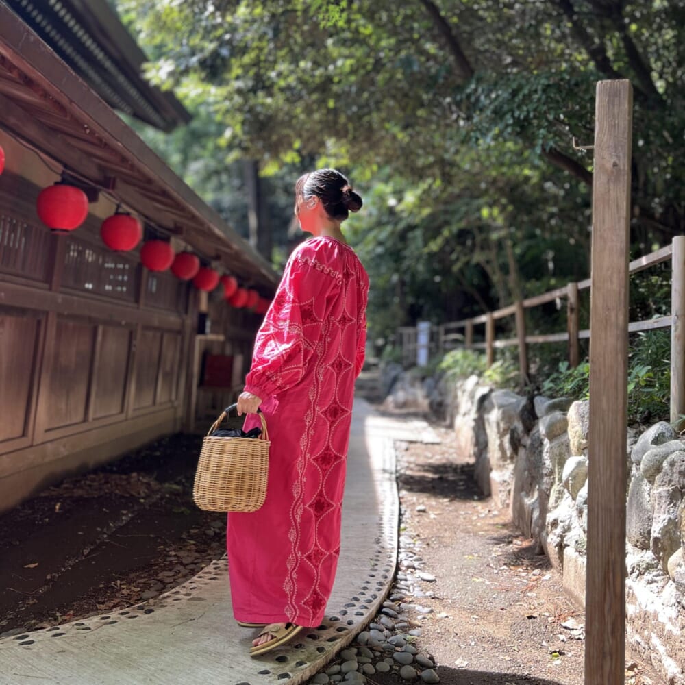 C.Linen Diamond Aari Emb Dress sara mallika
LEE100人隊コラボ・ 2色内袋付きかごバッグ The Bagmati